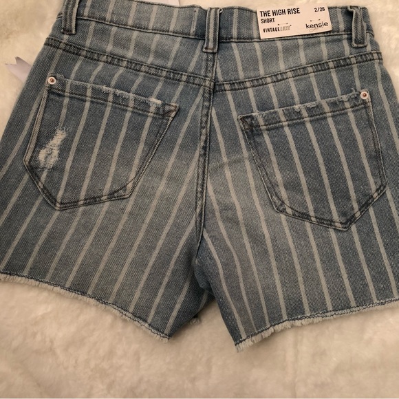 KENSIE JEANS VINTAGE LUXE NWT THE HIGH RISE SHORT SIZE 2/26 STRIPED DENIM - Picture 6 of 16